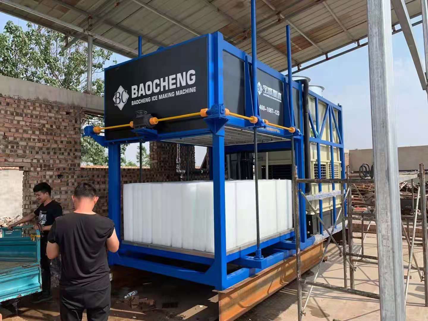 Understanding and Reducing Noise in Direct-Cooling Block Ice Machines